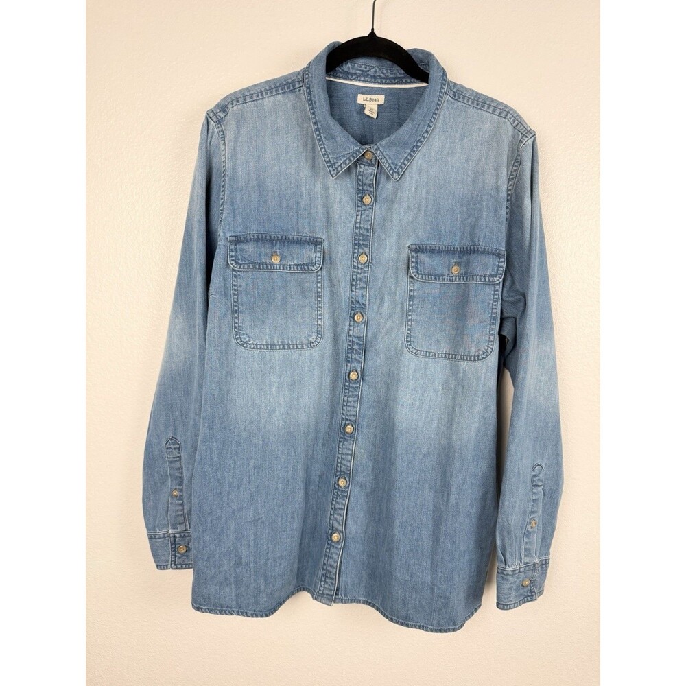 L.L. Bean Women's Button Down Denim Shirt Size XL Blue Relaxed Fit Long Sleeve